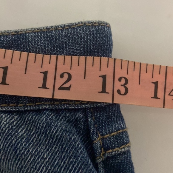 Sincerely Jules High Waist Medium Wash Denim Cutoff Jean Shorts -Size 254 - Picture 6 of 8